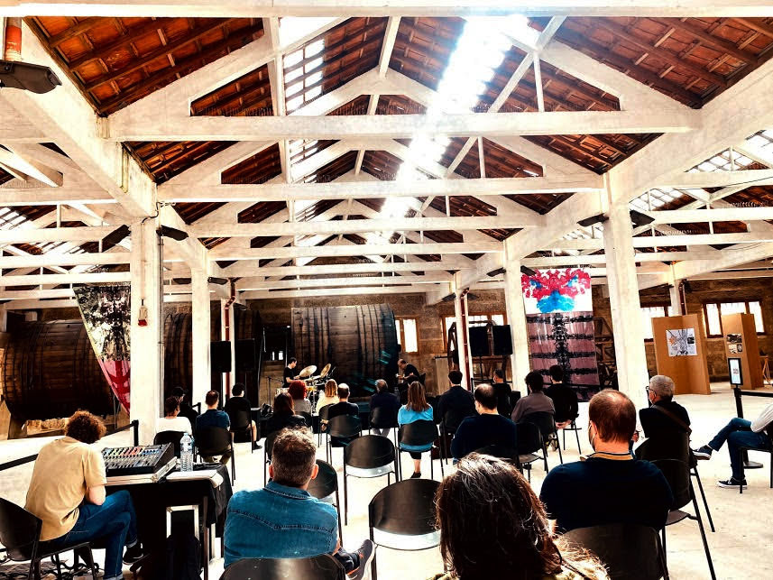 auaufeiomau estalo otrotorto